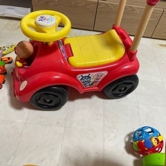 アンパンマン車の画像