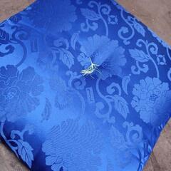 美品♦️超激安♦️座布団60cm×60cm厚み18cm♦️大きめ♦️ふわふわ♦️かなりお値打ち♦️おすすめ♦️状態は良いと思いますの画像