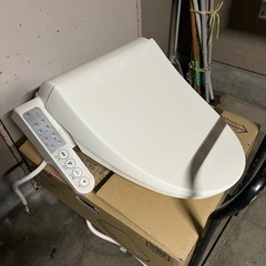 TOSHIBA 温水洗浄便座 SCS-T160S製造年 2022年