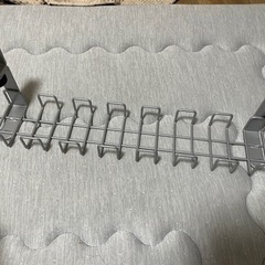 pc 周辺  配線受け ケーブルトレー  クランプの画像