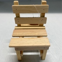 【未使用】椅子型の木製フラワースタンド　の画像