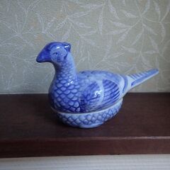 陶器　鳥の置物　香入れ　