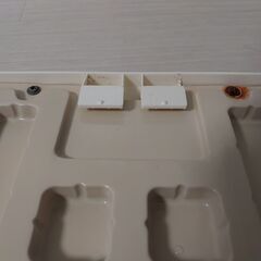 折りたたみ棚付きバスルームミラーの画像