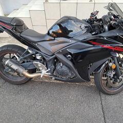 YZF-R25 ブラック