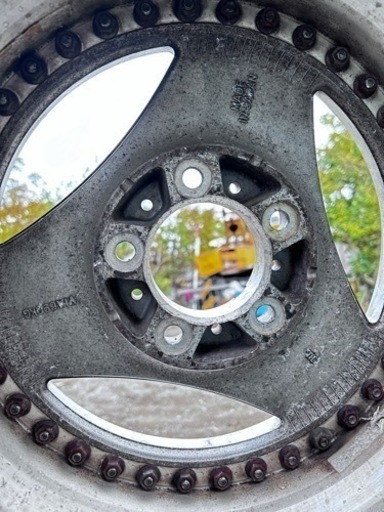 タイヤ、ホイール 265/70-16R 114.3 -18