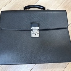 LOUIS VUITTON  メンズ ビジネスバッグ 箱付き