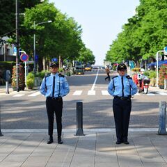 【高日給×日払い】昼＋夜1日で稼げる◎かんたん★警備スタッフ♪自由シフト！週1日～🌟の画像