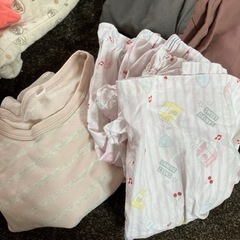 【決まりました】女児100〜110 パジャマやズボン　長袖半袖の画像