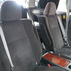【外装や内装が良い車！！】　乗り心地が良いのでオススメです。