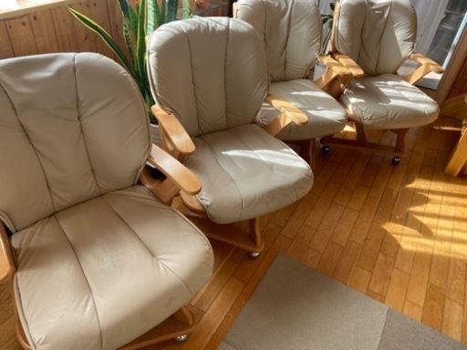 中古キャスター付きチェア　4脚