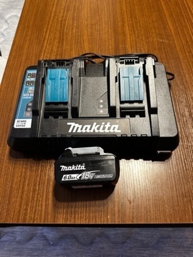 マキタ18vバッテリー、2口充電器