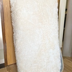 決まりました。カーペット シャギーラグ 185×185cm アイボリー