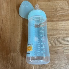 哺乳瓶の画像