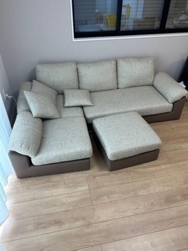 カウチソファ　タンスのゲン　購入から2ヶ月ほど　美品