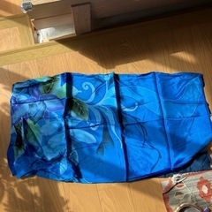 マレーシアにて購入　花柄　大判布