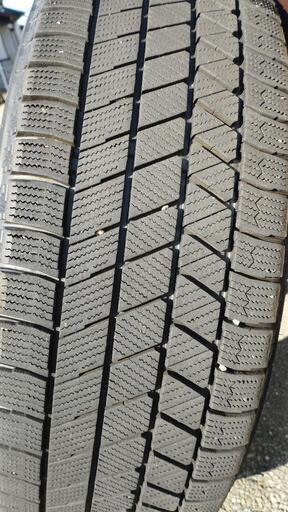 ENKEI PF01　2021年製ブリザックVRX3 215/60R17