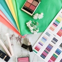 似合う色が分かる！パーソナルカラー診断の画像