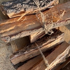 薪　クヌギ　8キロ　③ お得‼︎限定品の画像