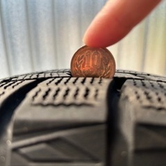 セレナ　スタッドレスタイヤ4本　ダンロップの画像