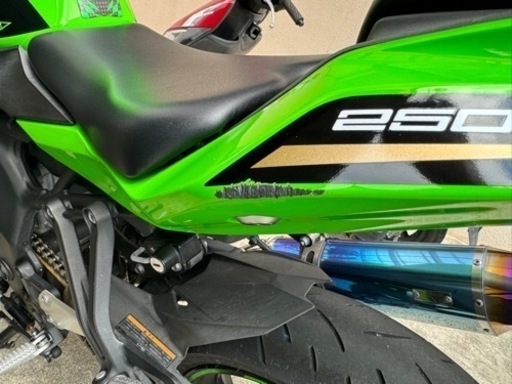 バイク ZX25R SE