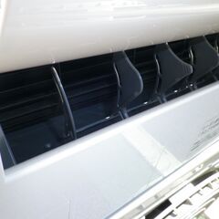 使用4ヶ月　日立　10～12畳用エアコン　RASーAJ28N-W　2023年　コンパクト設計　100V　の画像