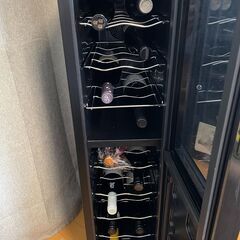 ペルチェ式ワインセラー２温度タイプ（18本収納）の画像