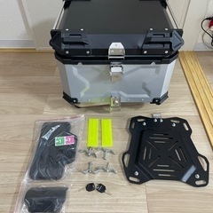 [使用頻度1回] バイク アルミリアボックス 45L シルバー