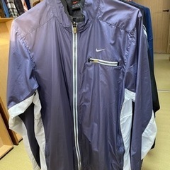 NIKE ウインドブレーカー