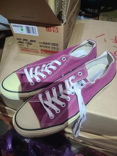 スニーカー CONVERSE 28
