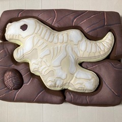 キャラパキ　発掘恐竜　クッション　ぬいぐるみ