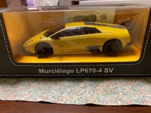 ランボルギーニ  LP670-4SV