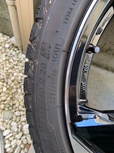 スタッドレスタイヤ　アウディA7