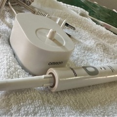 音波式電動歯ブラシ 充電式 HT-B302-W ホワイトの画像