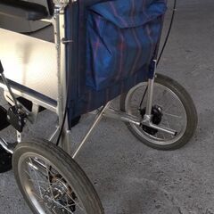 Miki 折りたたみ介助式 車いすの画像