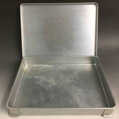 🔷🔶🔷ut10/82 アカオ/AKAO 業務用 アルミバット 3点セット 蓋付(2点のみ) 保存容器 角バット 346x266x50mm 餃子 飲食 店舗 業務用 厨房機器〇🔷🔶🔷の画像
