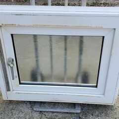 2 TOSTEM 滑り出し窓 すりガラス 小屋 プレハブ 明り取...