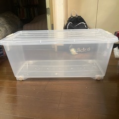 衣装ケースの画像