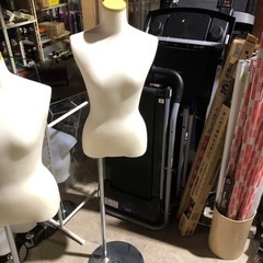 B  日本製 SUN トルソー マネキン BUSTSIZE 82...