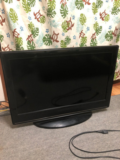 32インチ液晶テレビ(2011年製)