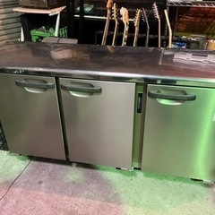 ホシザキ　コールドテーブル 150×45×80 テーブル型冷蔵庫現状品の画像