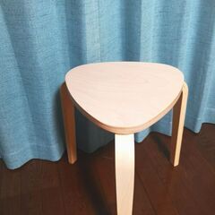 IKEA　人気のウッドスツールKYRRE