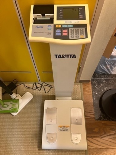 TANITA 体重計　定価35万円