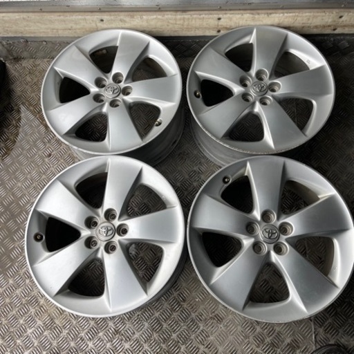 プリウス　純正　アルミホイール　17インチ