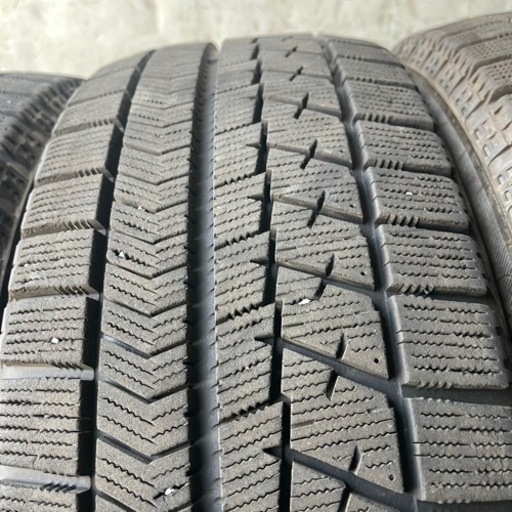 バリ山　BRIDGESTONE ブリヂストン　ブリジストン　VRX 185/55R15 スタッドレス　タイヤ　2018年製　15インチ