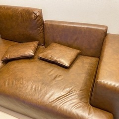 LOWYA ソファー　革製の画像