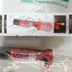 車検 発炎筒 LED 非常信号灯 ★ エーモン工業 amon 6904 マグネット付き 非常信号灯 発炎筒の代わり に… 防滴仕様IPX3相当（ 車検対応 保安基準改定内部突起(UN-R21）適合品)の画像