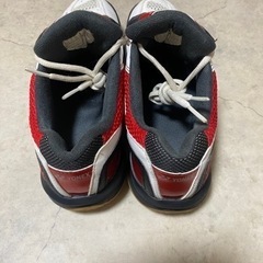 ヨネックスバドミントンシューズ 25.0の画像