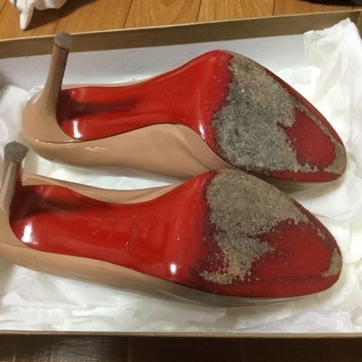 クリスチャンルブタン　定番　パンプス