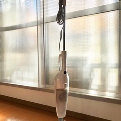 【無料で差し上げます！】スティック型掃除機の画像
