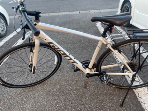 早い者勝ち！美品 GIANT ESCAPE RX3 ホワイト 室内保管 クロスバイク